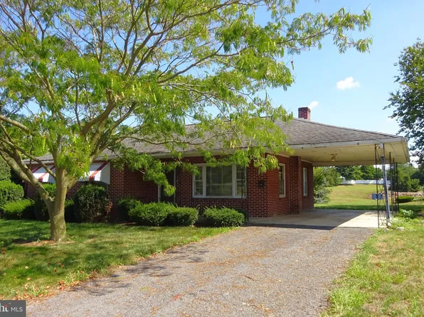 35 Williamson Ave, Greencastle, PA 17225