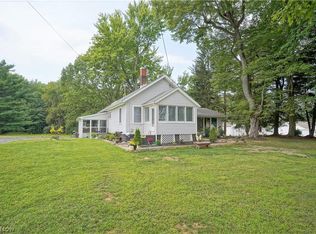 5911 Wayland Rd, Ravenna, OH 44266