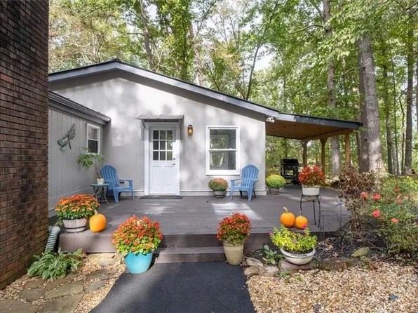 49 Bagwell Rd, Dawsonville, GA 30534