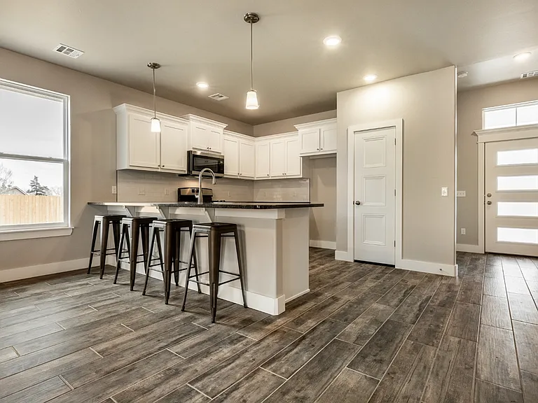 2541 Fallview Dr — Photo 5