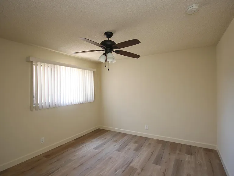 1600 W Huntington Dr #2A — Photo 13