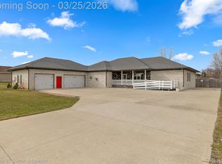 1733 Ready Rd, Carleton, MI 48117