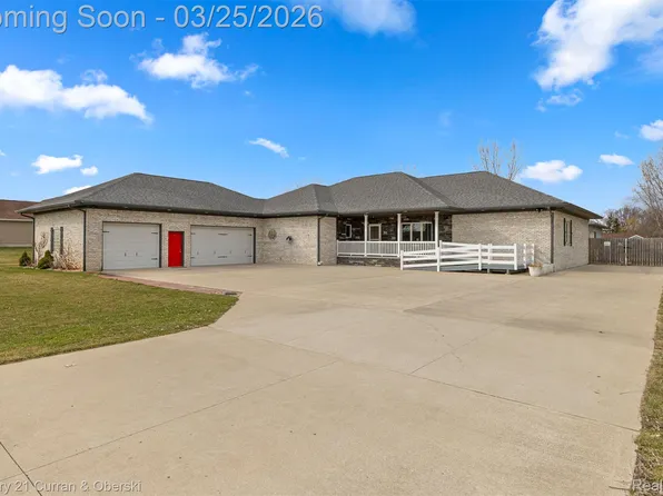 1733 Ready Rd, Carleton, MI 48117