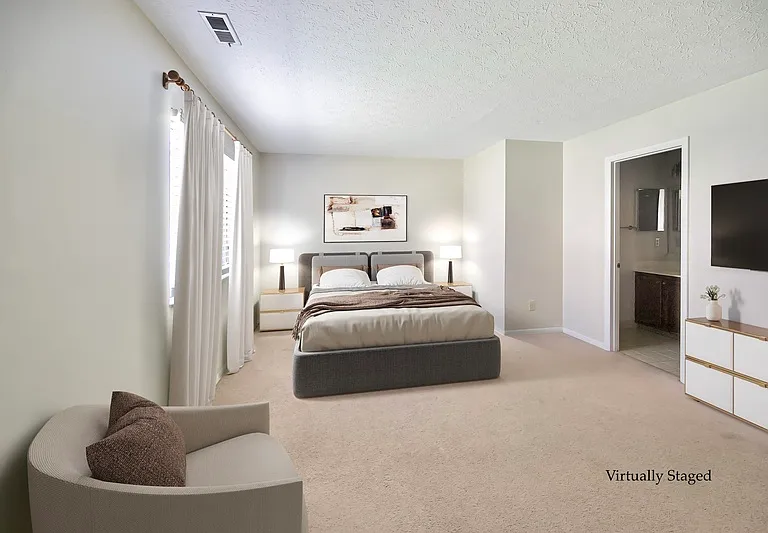 2245 Hedgerow Rd #B — Photo 3