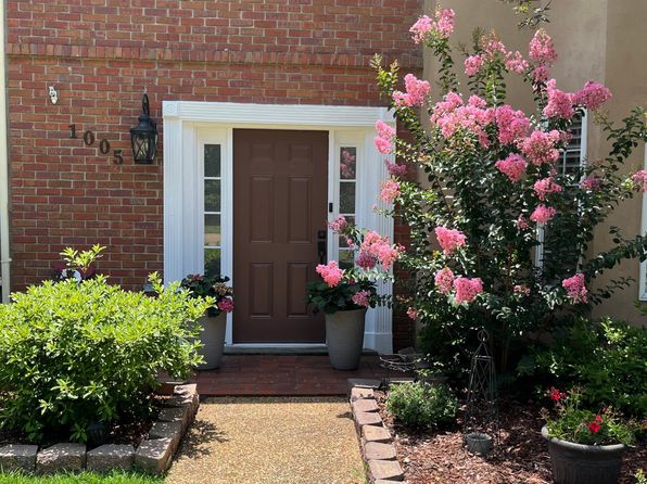 (undisclosed Address)