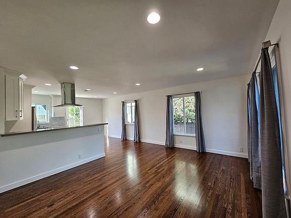 Living / Dining/ Kitchen Area