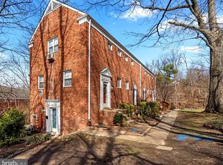 3536 Gunston Rd, Alexandria, VA 22302