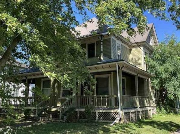 197 N Main St