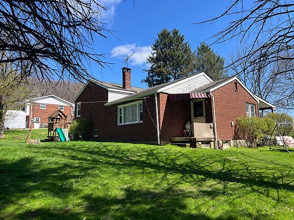 2nd image of 242 Victory Rd