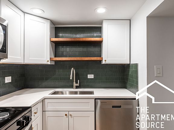 4th image of 4814 E North Water St #G