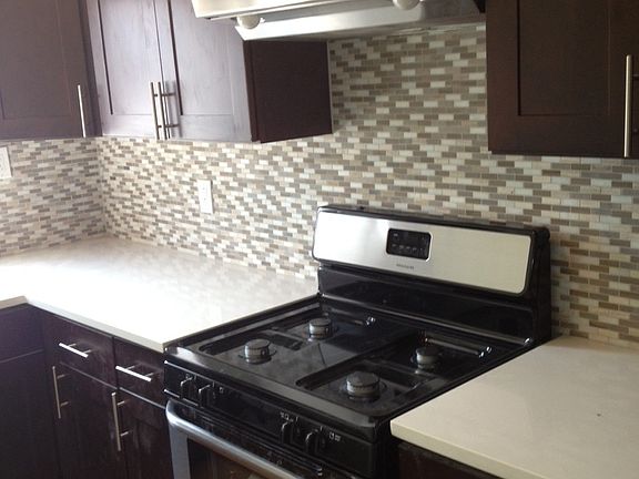 4th image of 10205 184th St