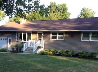 1 Edwin Dr, Ballston Lake, NY 12019