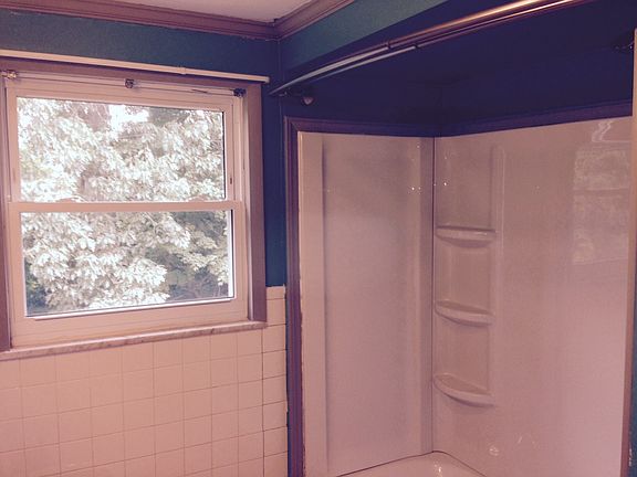 3rd image of 815 Buena Vista Blvd