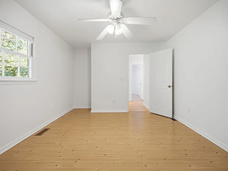 2407 Hembree Station Ct — Photo 31