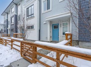 857 E Belmont Dr SW #528, Calgary, AB T2X 4P2