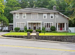 235 Market St, Amsterdam, NY 12010