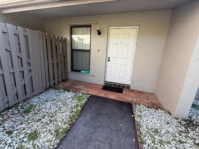 10641 SW 113th Pl #76W — Photo 1