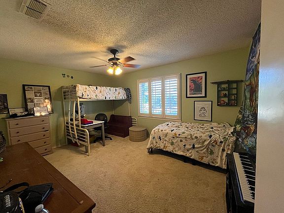 4th image of 3608 76th St