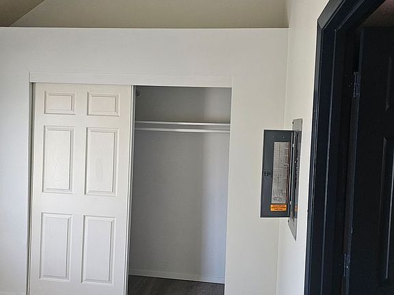 5th image of 12026 SE Ash St APT 223