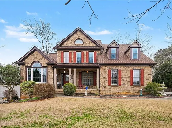 174 Senators Ridge Dr, Dallas, GA 30132