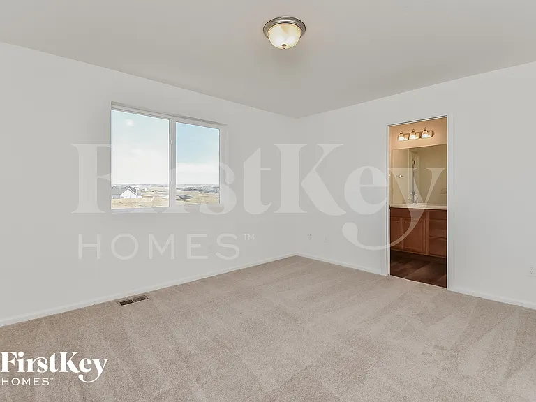 10610 Luneth Dr — Photo 8
