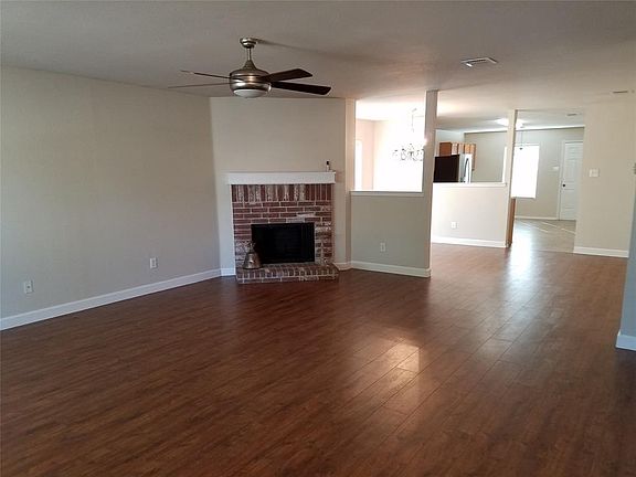 2nd image of 3025 Lipizzan Dr