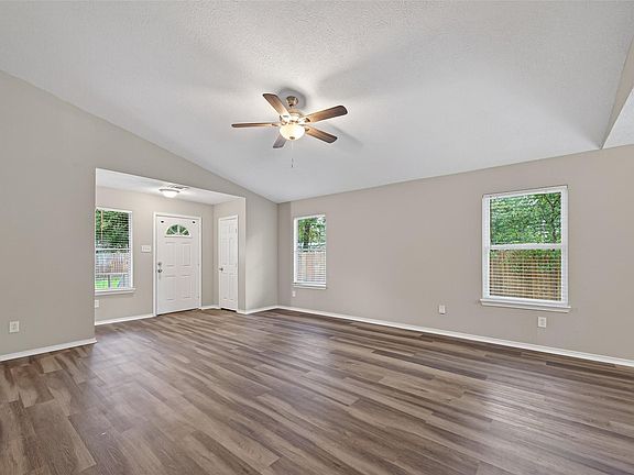 5th image of 27812 Red Fox Rd