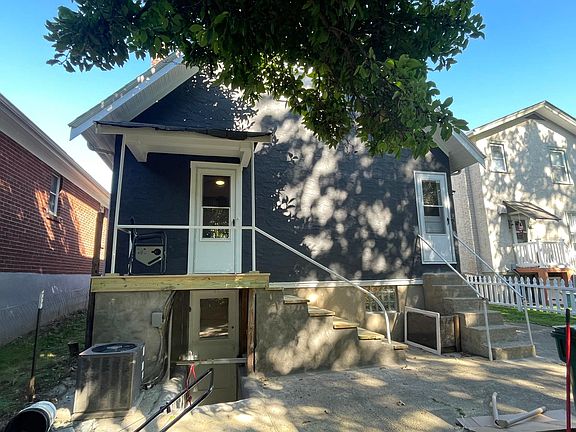 3rd image of 4663 McNeil Ave