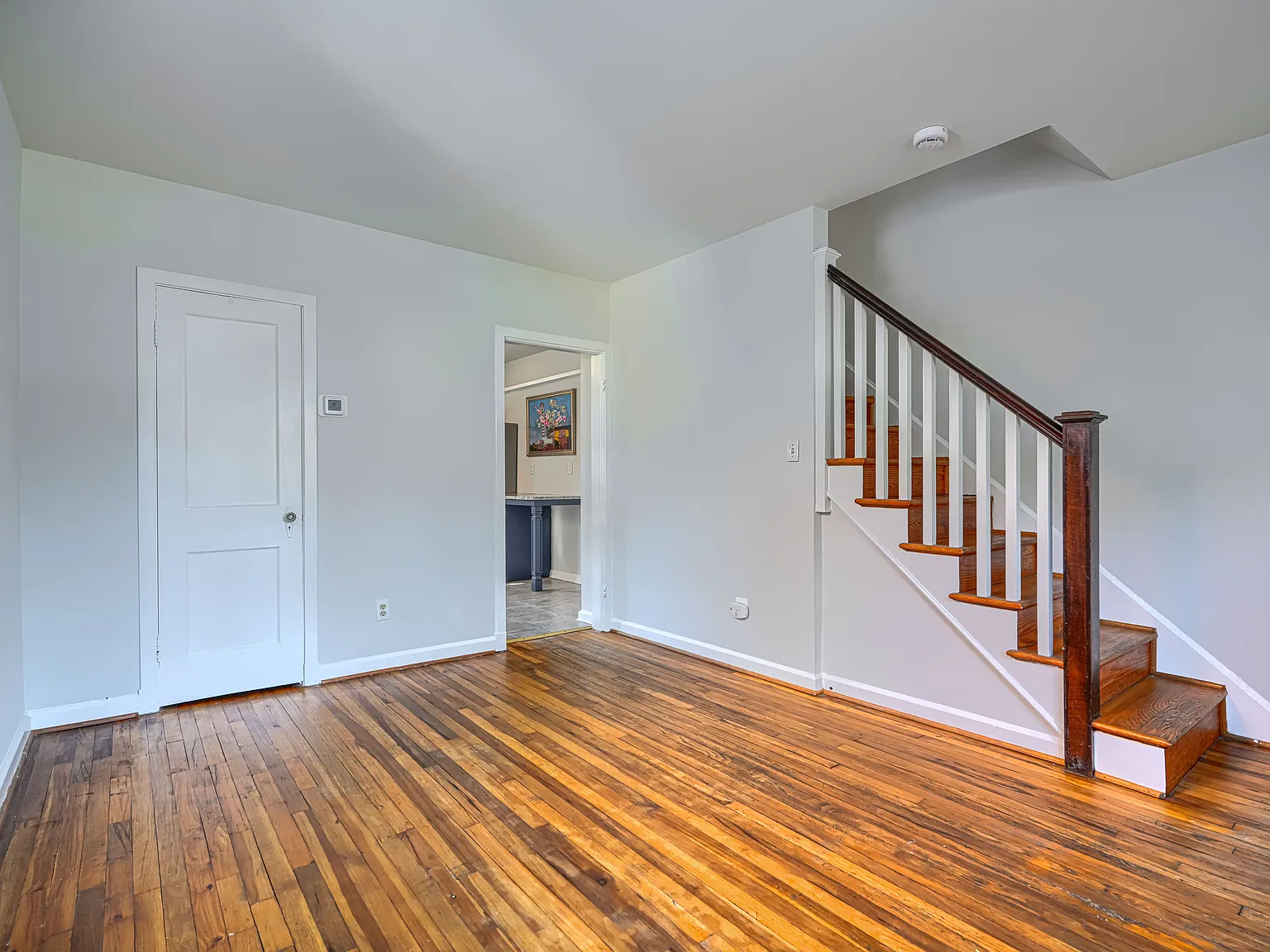 2 bed, 1100 sqft, $2,350 — Photo 3
