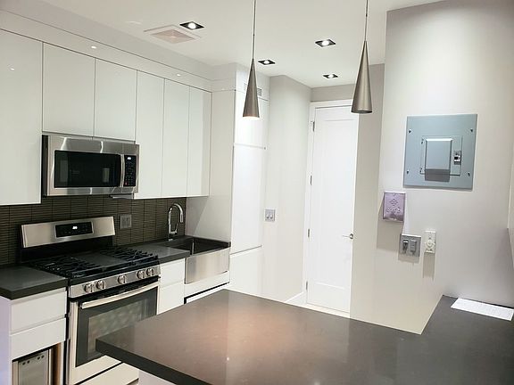 4th image of 517 2nd Ave #3C