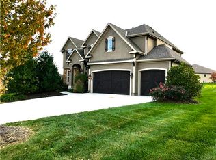 11401 W 153rd St, Overland Park, KS 66221