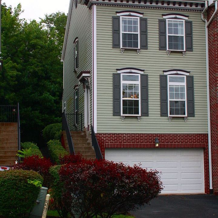 1st image of 1403 Eddy Ct