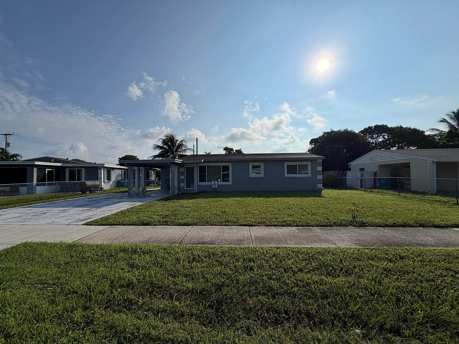 3 bed, 1.0 bath, 1066 sqft, $2,900 — Photo 2