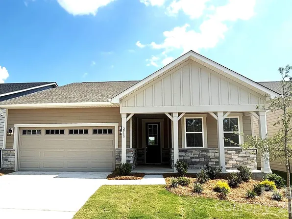 2713 Westmont Dr, Gastonia, NC 28052