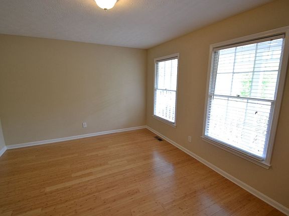 3rd image of 1704 Watercrest Cir