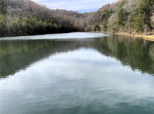 448 Notch Ln APT 3, Reeds Spring, MO 65737