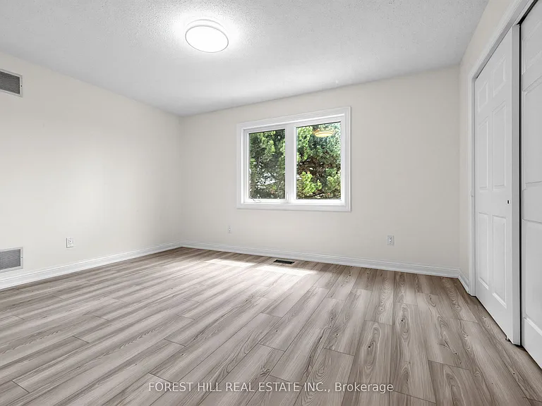 477 Cummer Ave — Photo 15