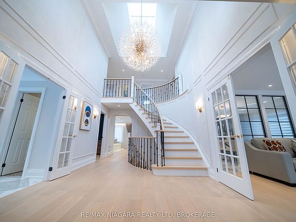 5th image of 18 Mountbatten Rd