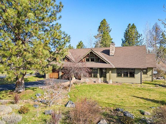 3rd image of 26256 SW Metolius Meadows Dr