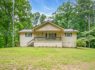 25 Windy Park Dr, Mc Ewen, TN 37101