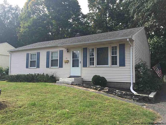 2nd image of 35 Kalina Dr