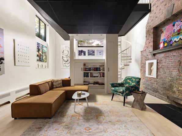 131 West 11th Street image 1 of 11