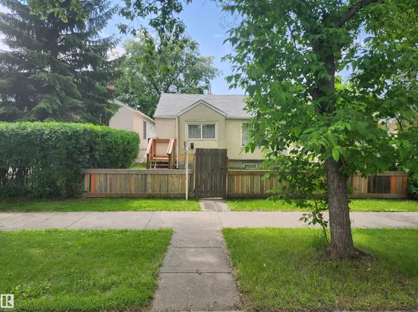 11720 87th St NW, Edmonton, AB T5B 3M7