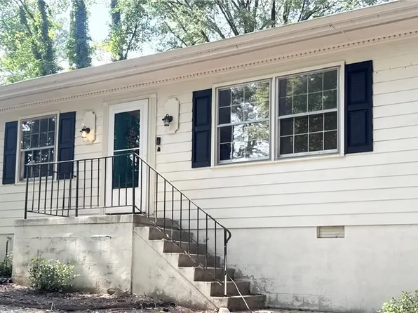 806 La Von Dr, Richmond, VA 23227