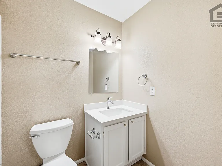 7202 W Corrine Dr — Photo 39