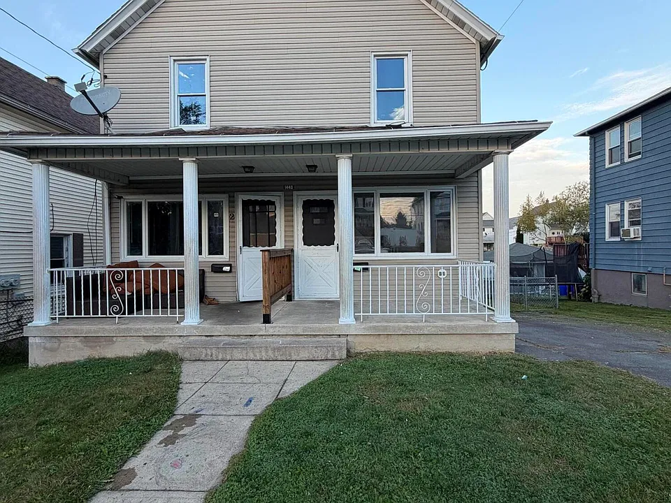 1440 Saint Ann St #1