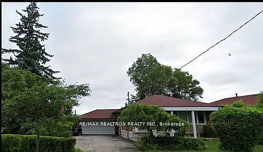 49 Janray Dr