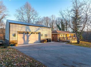 3445 Freiberger Rd, Floyds Knobs, IN 47119