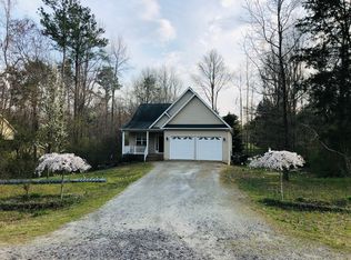 7990 Washington Dr, King George, VA 22485