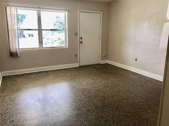 2nd image of 4109 Caywood Cir
